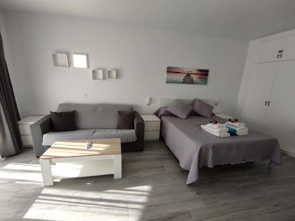 Estudio Benalbeach Primera Linea De Playa ベナルマデナ エクステリア 写真